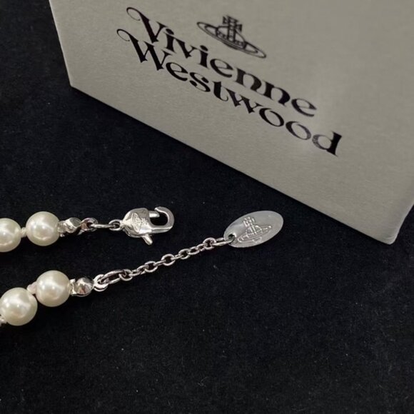 Vivienne Westwood White Pearl and Silver Bracelet - Picture 4 of 5